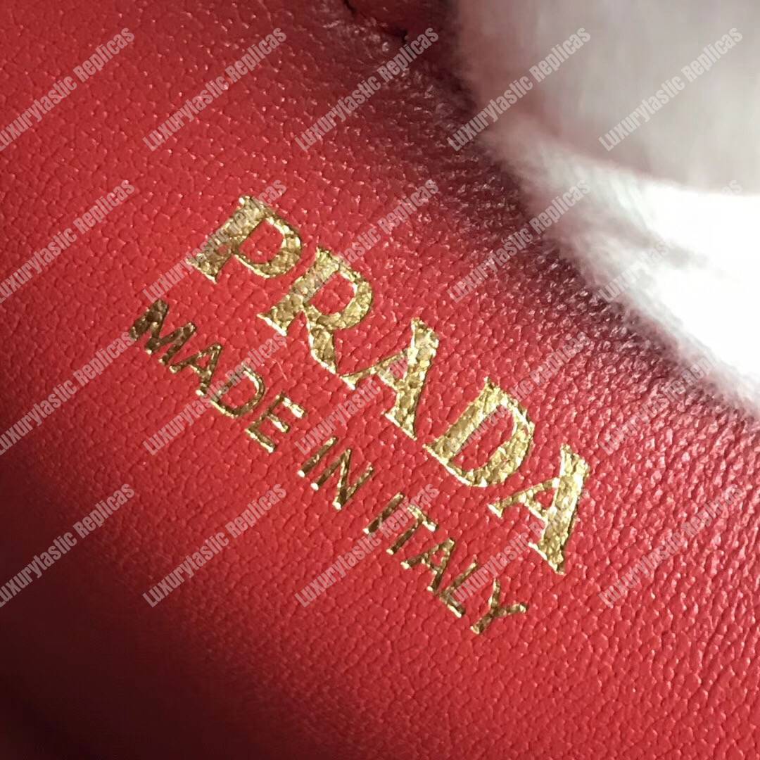 Pra*a panier medium straw bag red