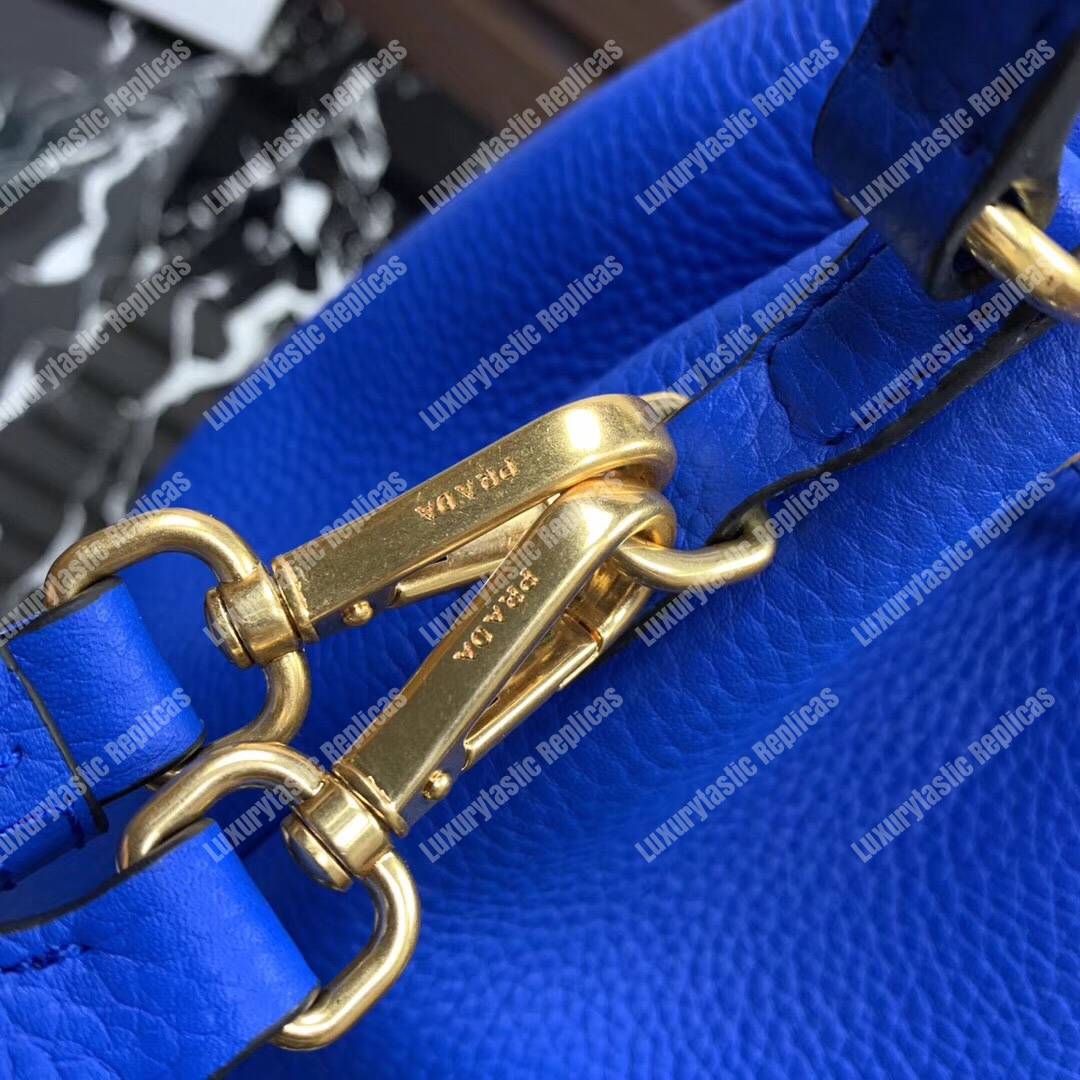 Pra*a leather bucket bag blue