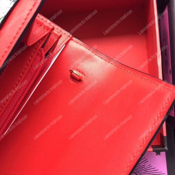 G*u*i gg blooms sup*e padlock continental wallet blue