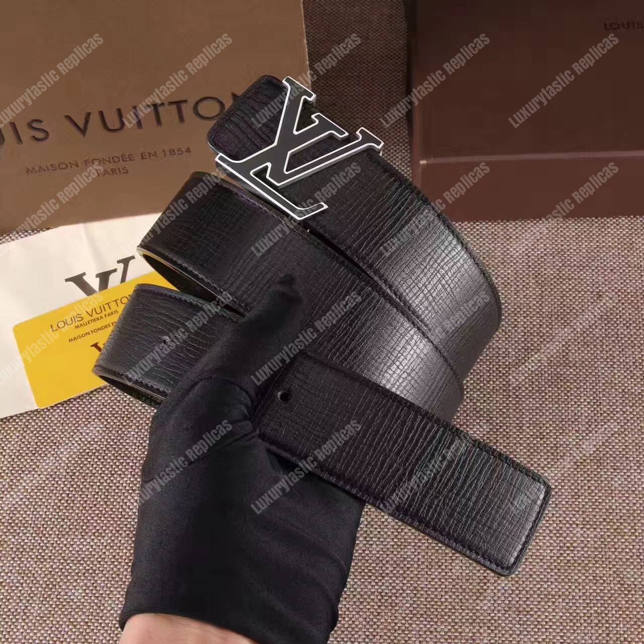 LV Initiales 40mm Epi Leather Silver Buckle