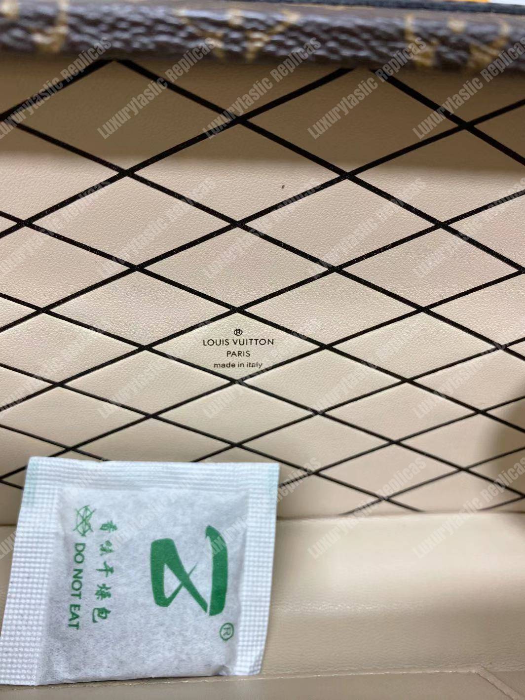 LV Petite Malle Monogram