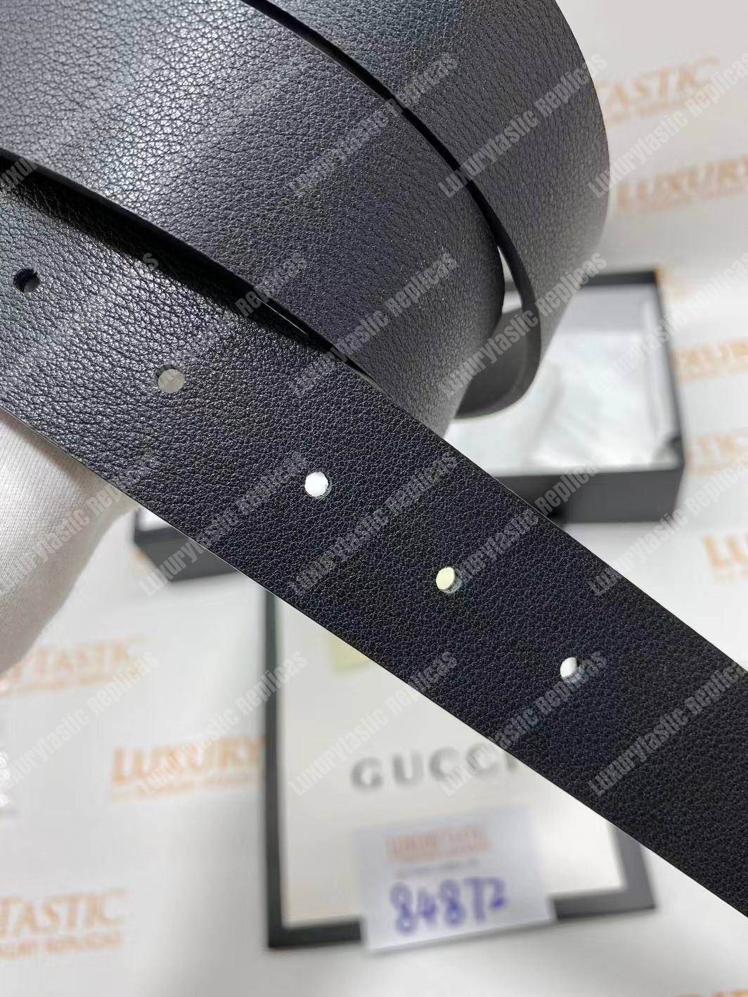 G*u*i leather belt with bee