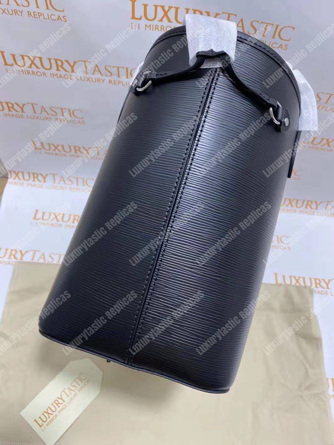 LV Neverfull MM Epi Leather Black