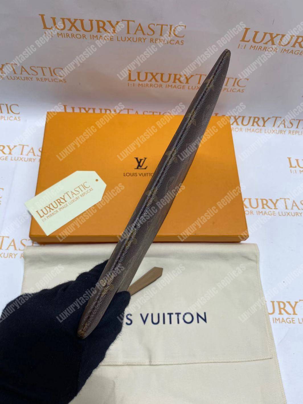 LV Daily Pouch Monogram Sesame
