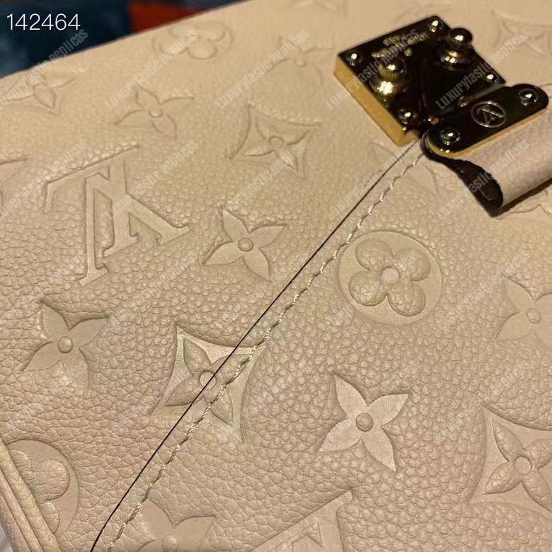 LV Pochette Metis Monogram Empreinte Crème Beige