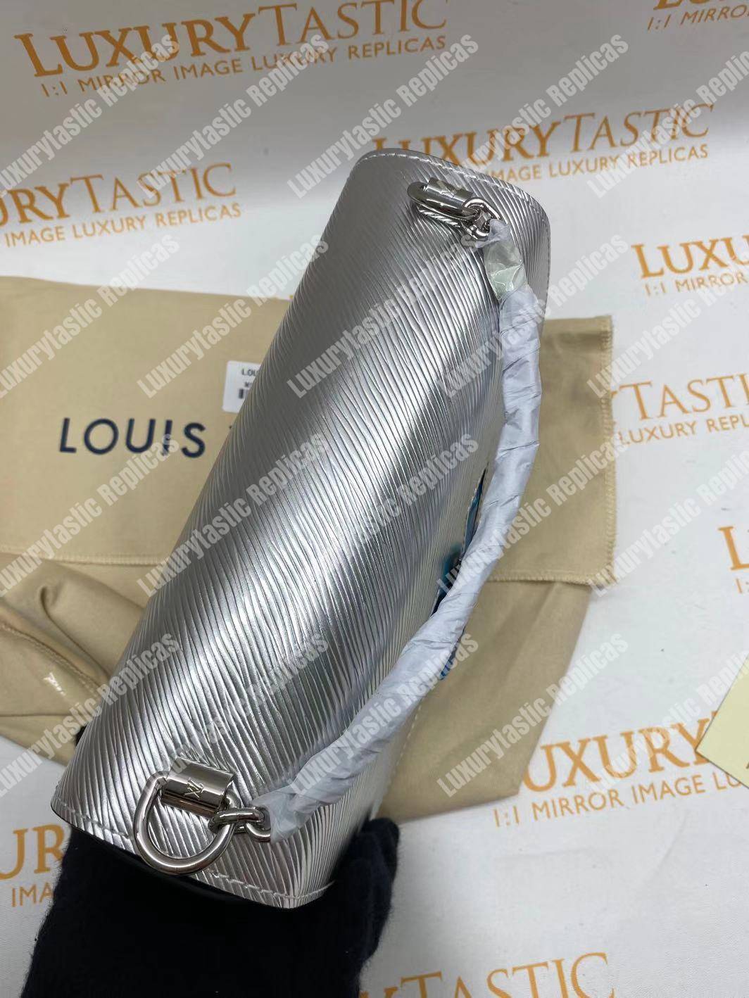 LV Twist MM Argento Silver