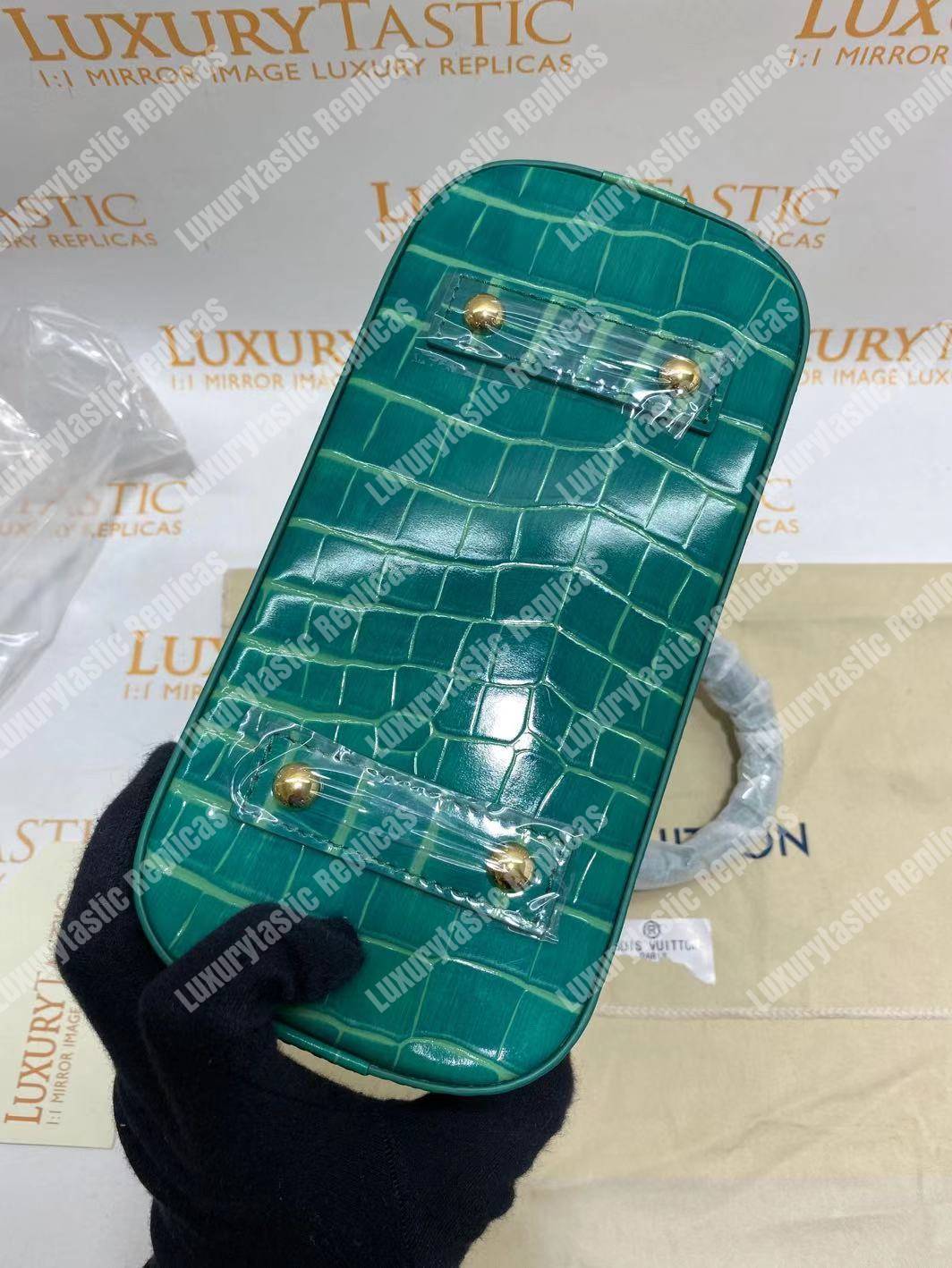 LV Alma BB Crocodilien Brillant Bleu Canard Blue