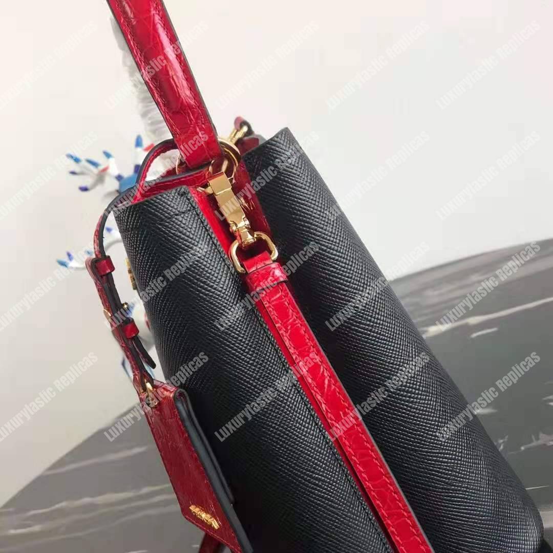 Pra*a panier medium bag black/red