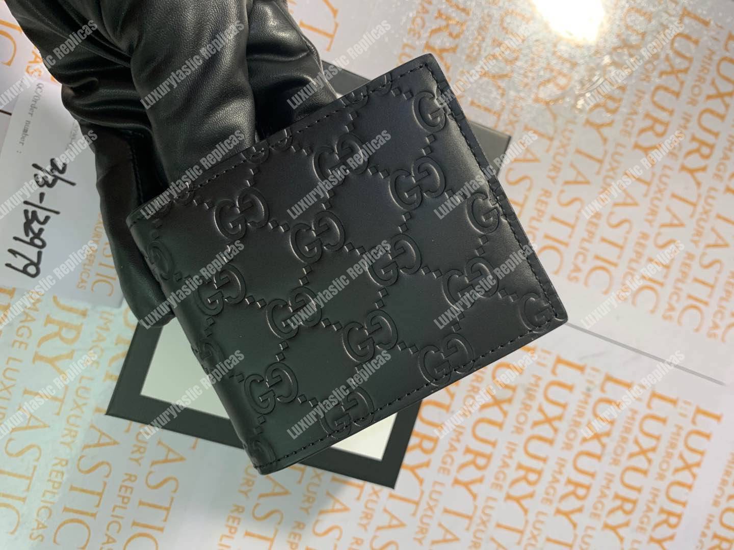 G*u*i signature wallet metal detail black