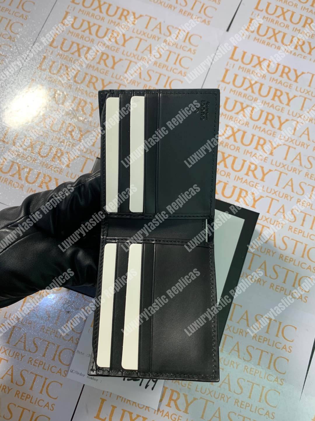 G*u*i signature wallet metal detail black