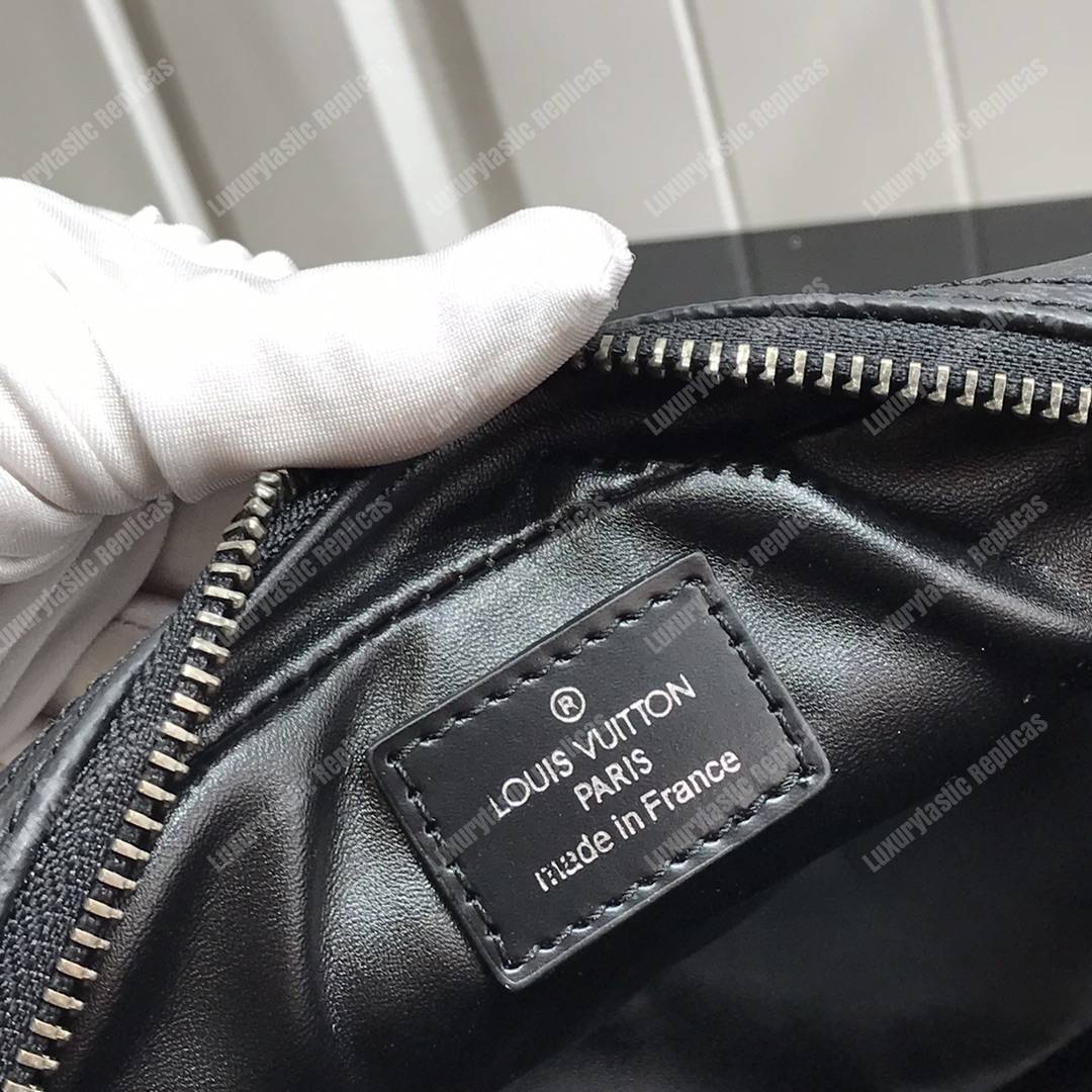 LV Toilet Pouch PM Monogram Eclipse