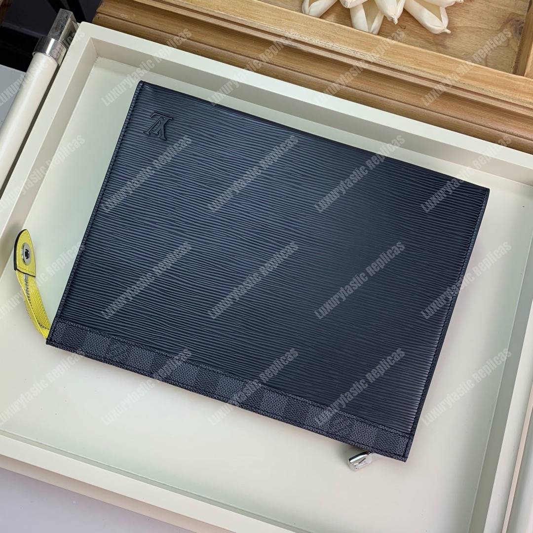 LV Pochette Voyage MM Damier Graphite