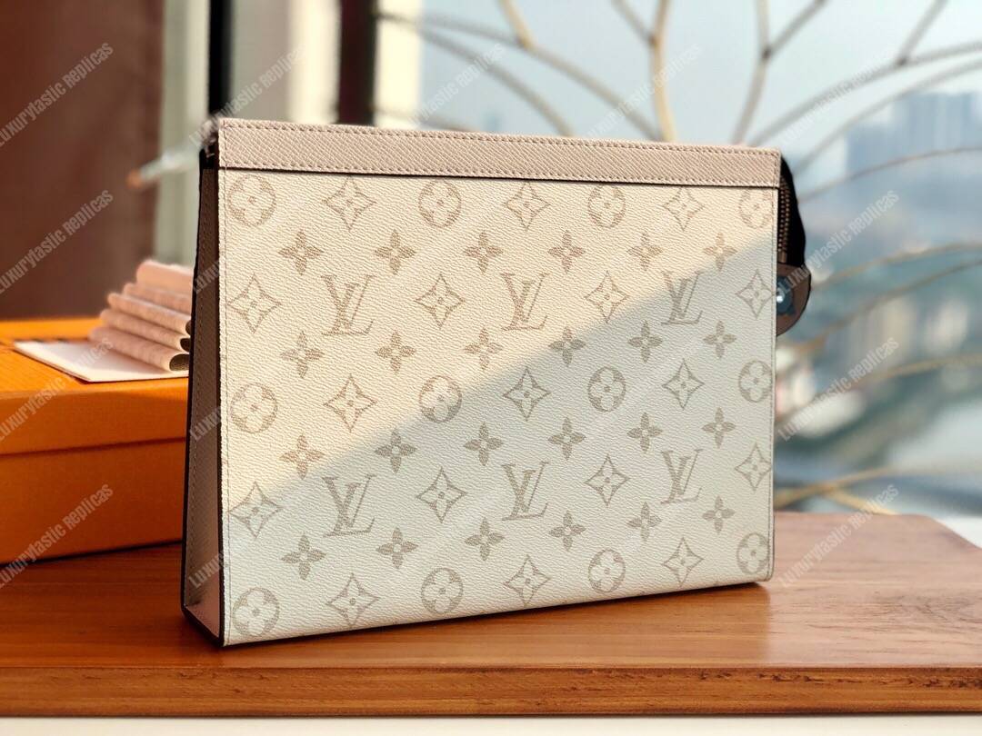 LV Pochette Voyage MM Monogram Creme