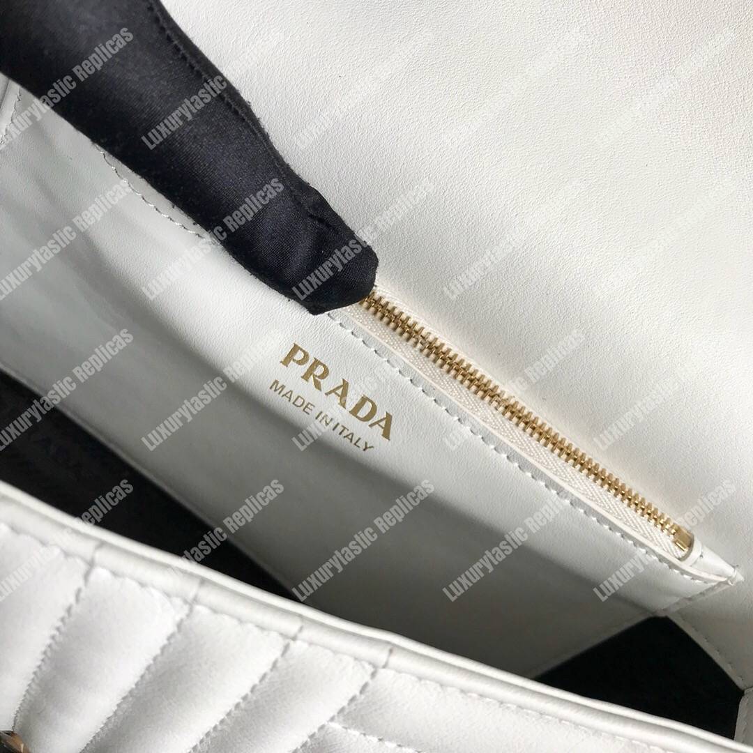 Pra*a diagramme medium leather bag white