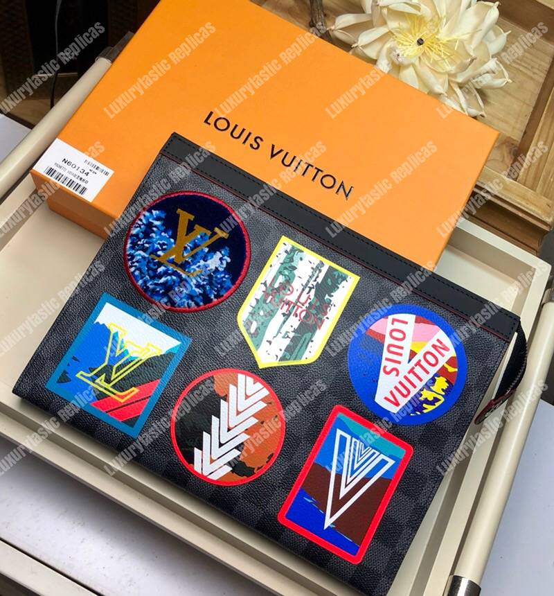 LV Pochette Voyage Alps