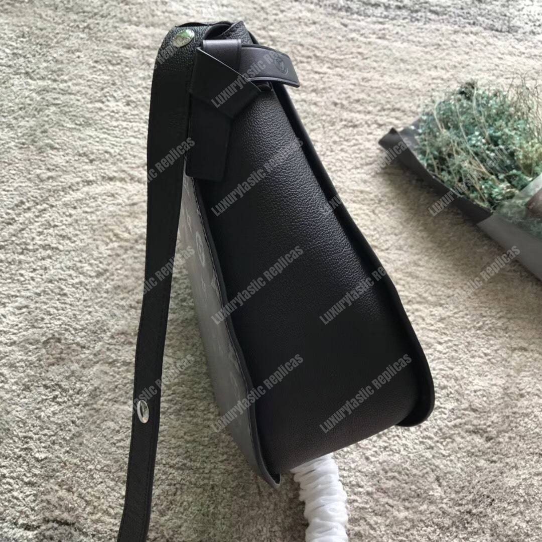 LV Very Hobo Very Leather Noir