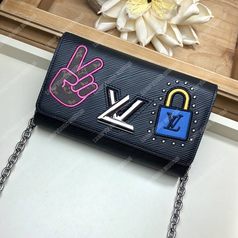 LV Special Edition Twist Chain Wallet Epi Leather in Black
