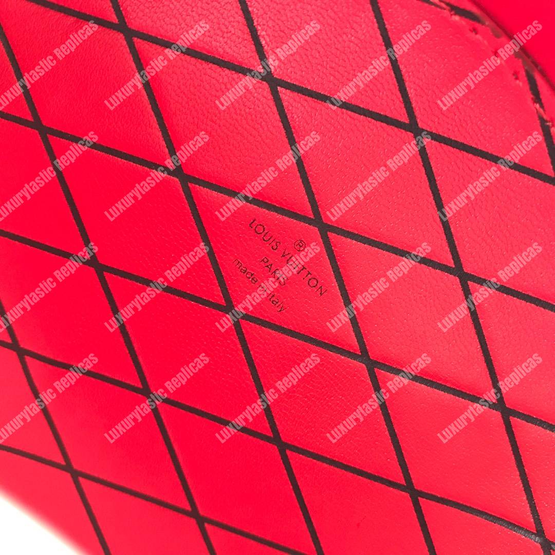 LV Mini Boîte Chapeau Rouge