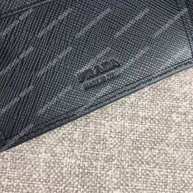 Pra*a saffiano leather wallet black