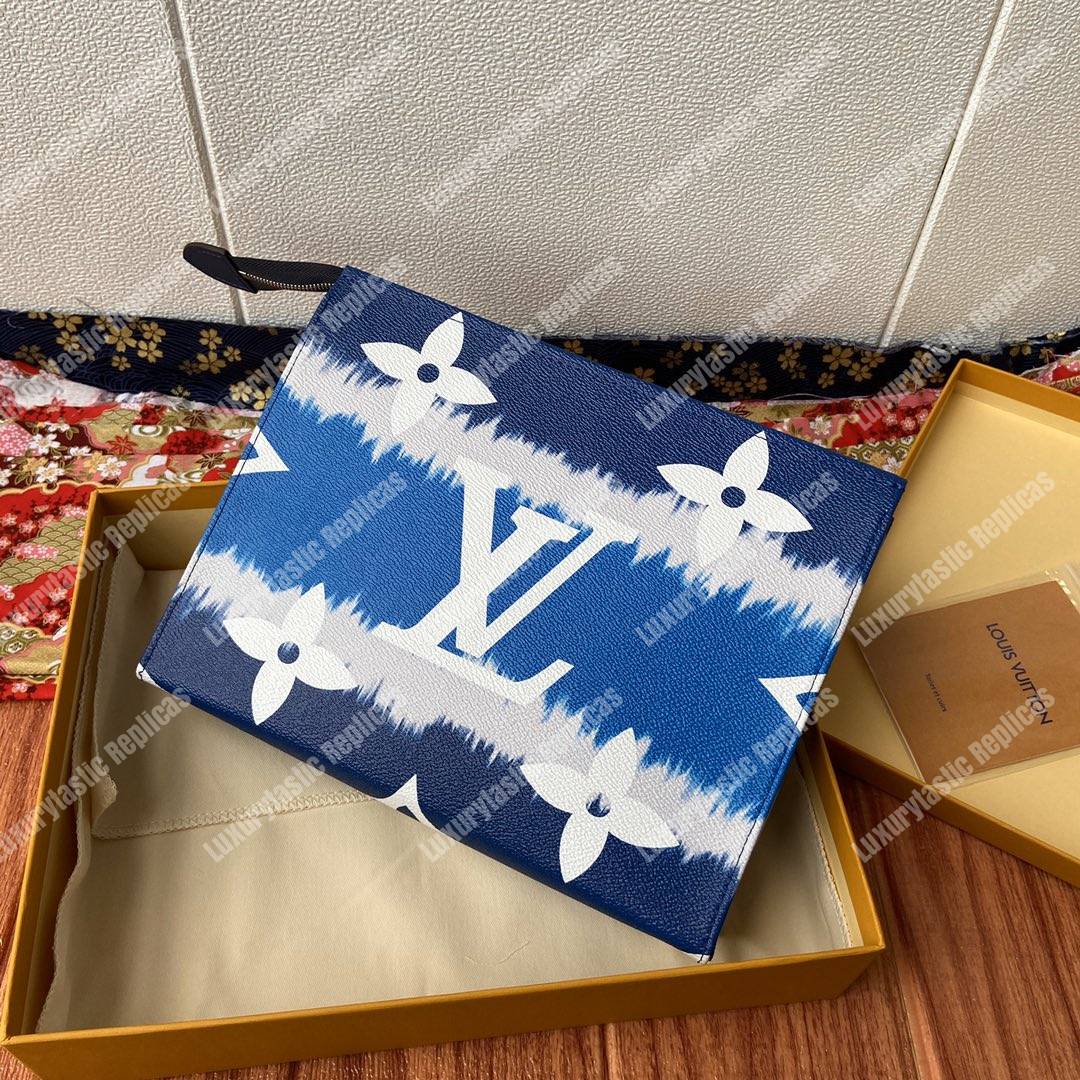 LV Escale Poche Toilette 26 Bleu