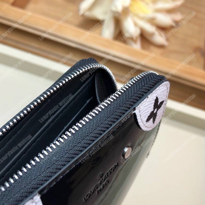 LV Zippy Coin Purse Patent Leather Monogram Black