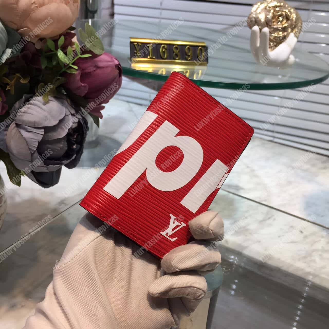 l**is V*t*n x sup*e small wallet epi red