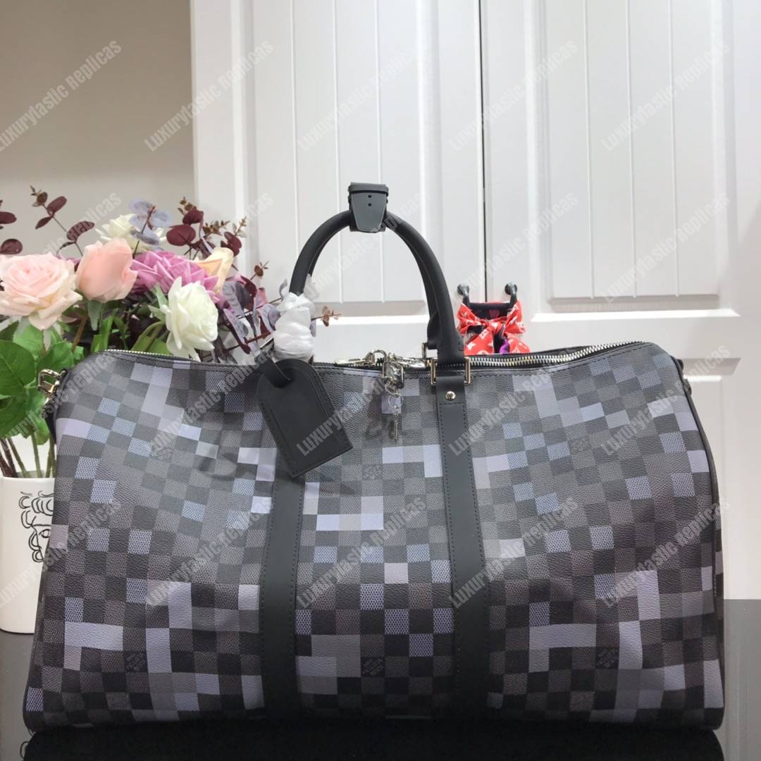 LV Keepall Bandoulière 50 Gray Pixel
