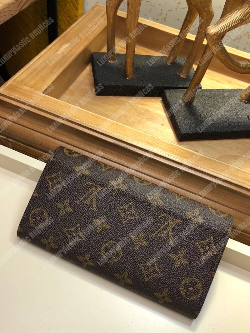 LV Sarah Wallet Monogram Fuchsia