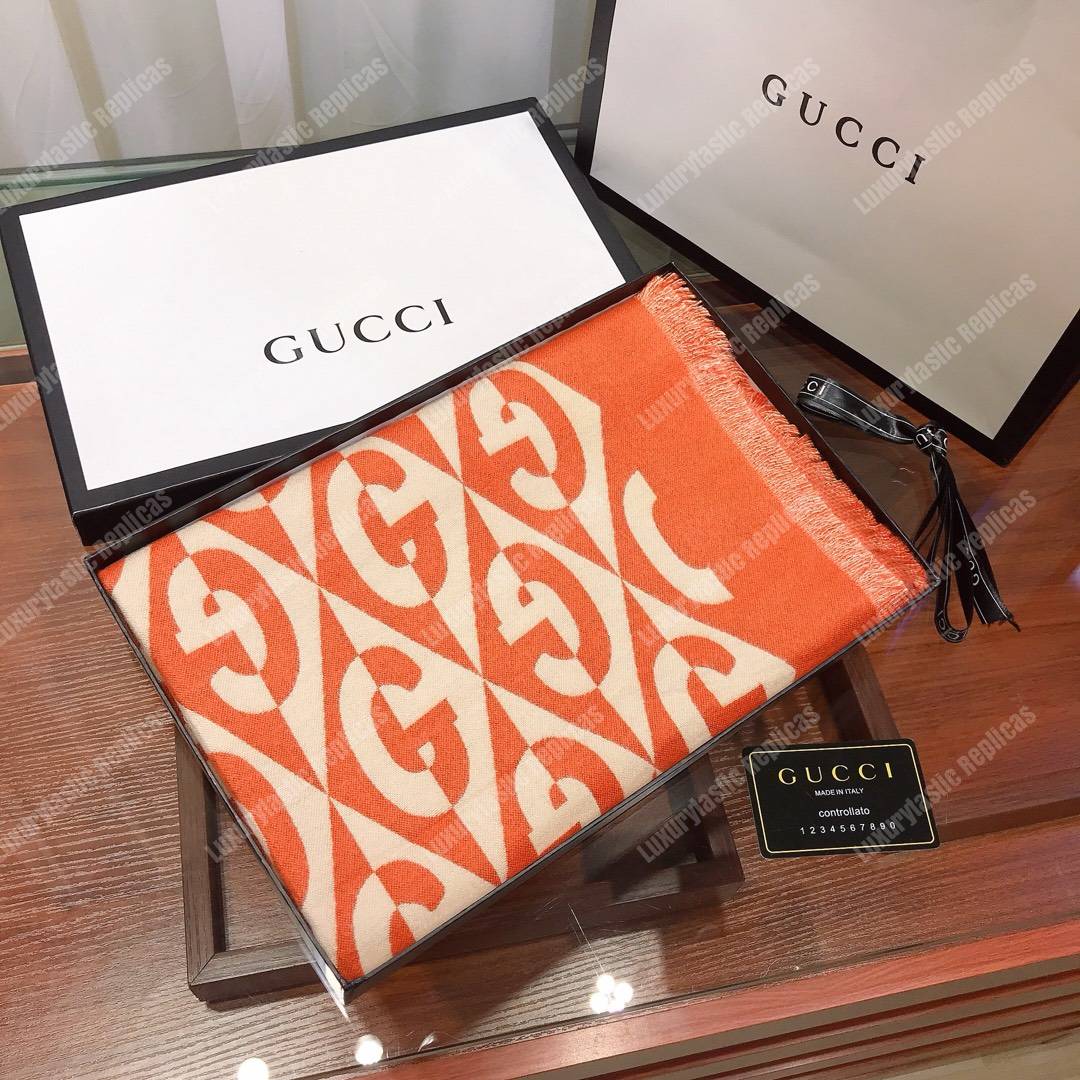 G*u*i g rhombus lamé wool jacquard stole white orange