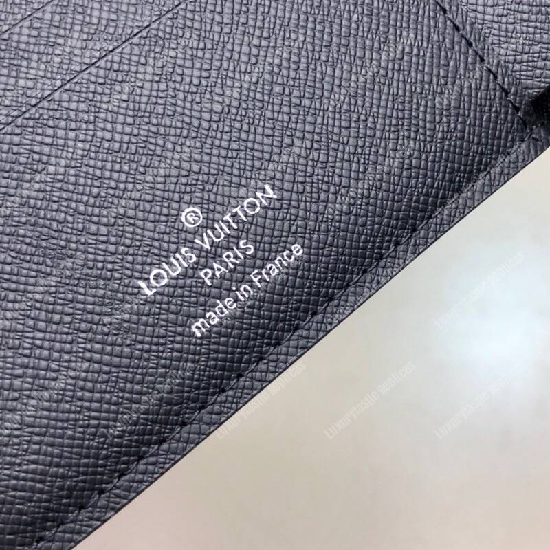 LV Multiple Wallet Epi Leather Noir