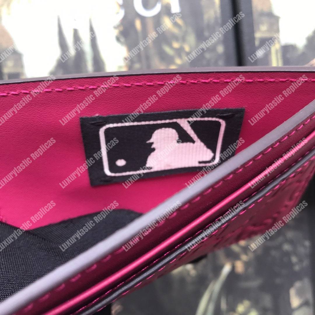 G*u*i card case with ny yankees patch pink