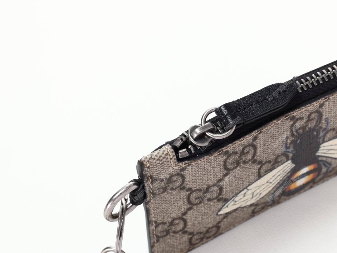 G*u*i bee print gg sup*e card case keychain strap