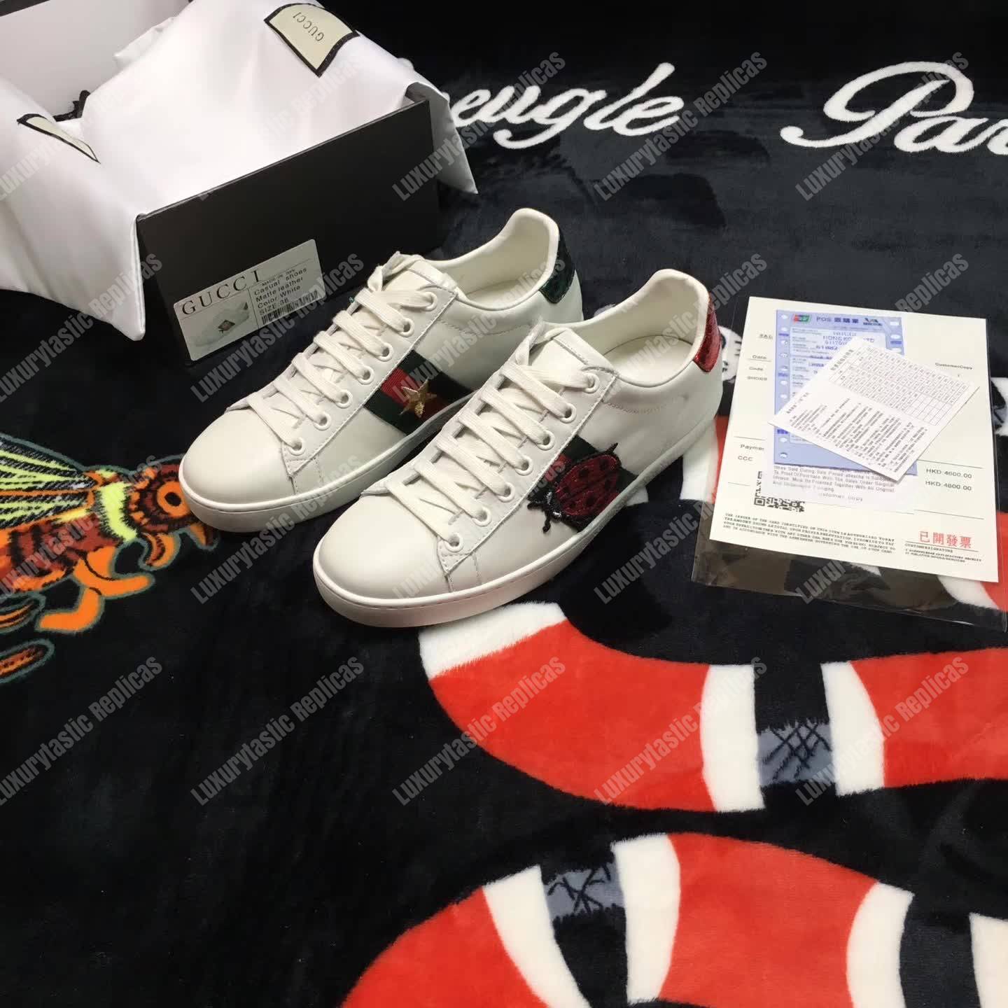 G*u*i ace embroidered pineapple sneaker white