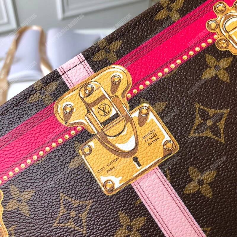 LV Toiletry Pouch 26 Monogram Spring-Summer 2018