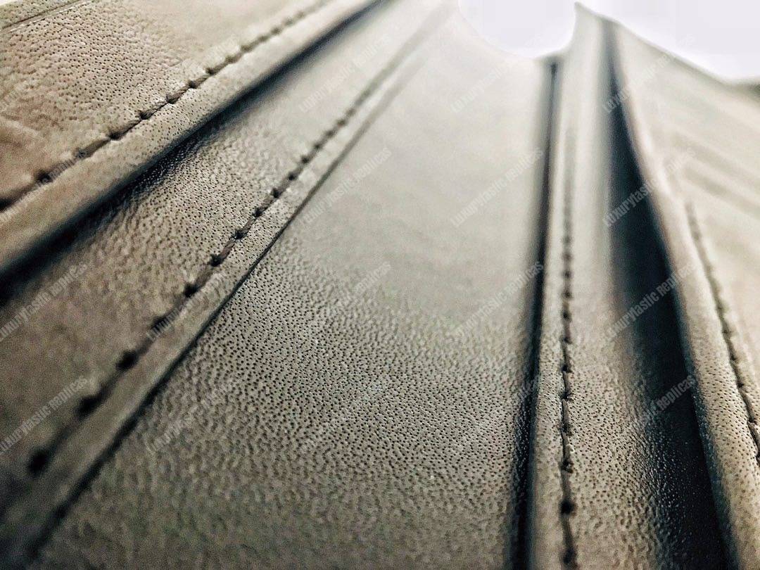 G*u*i signature long wallet