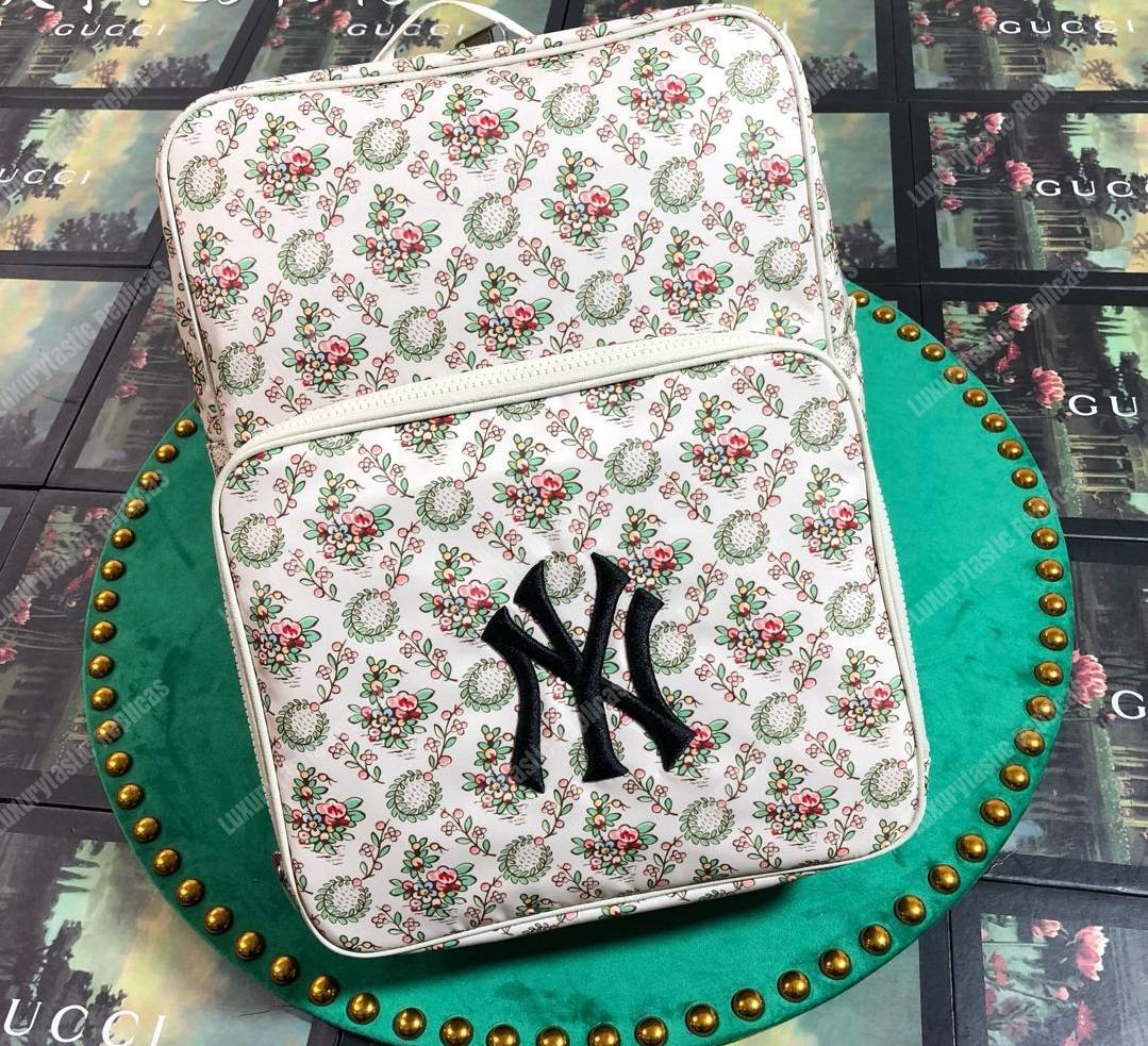 G*u*i medium backpack with ny yankees™ patch floral