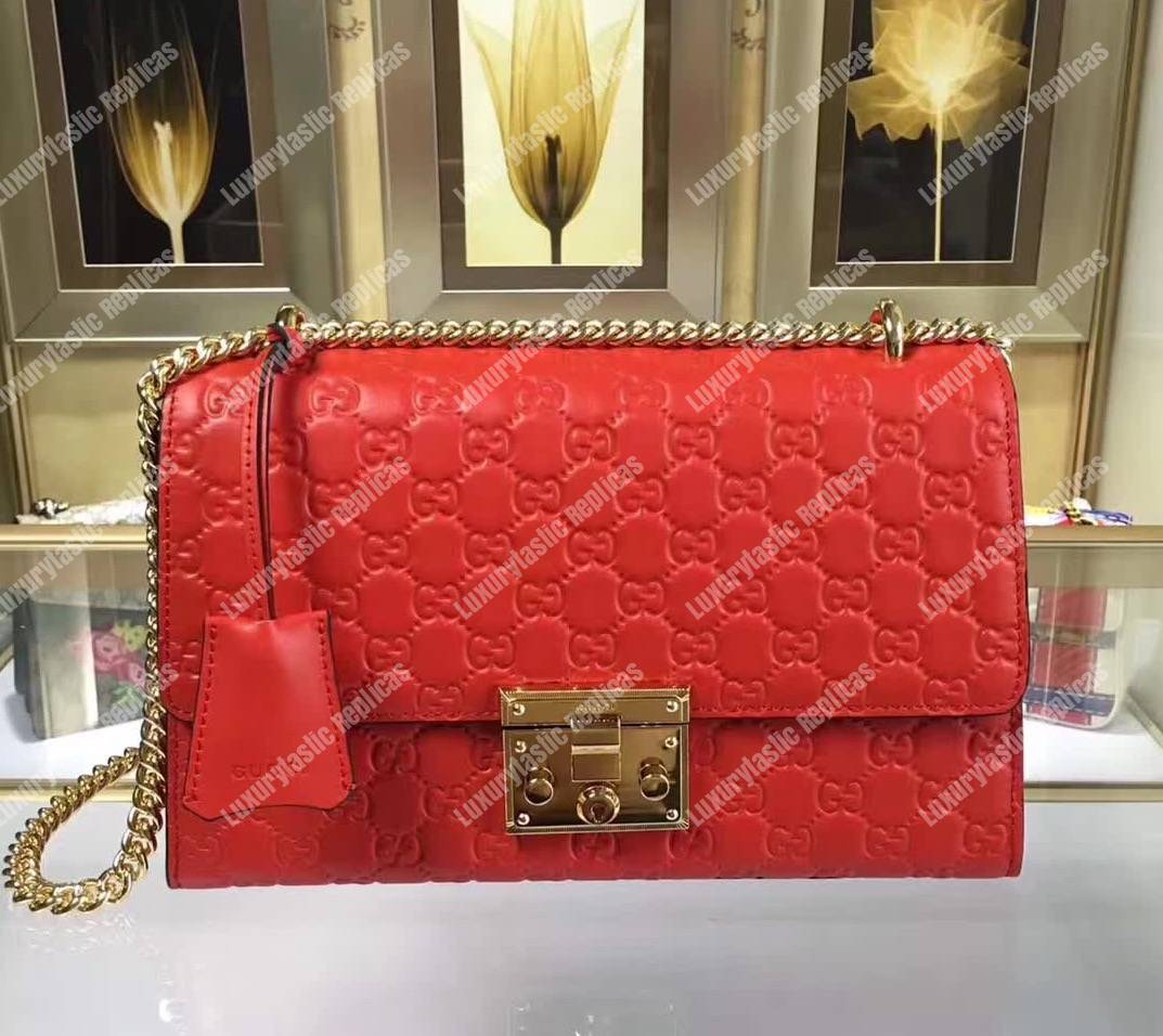 G*u*i padlock medium signature shoulder bag red