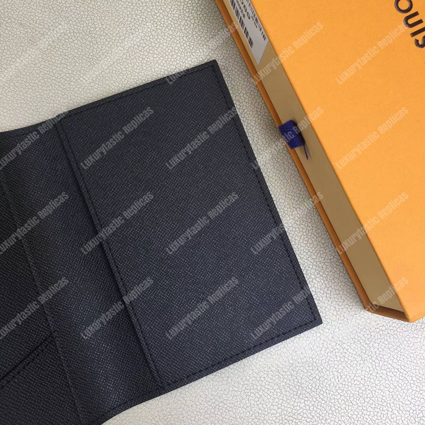 LV Passport Cover Monogram Eclipse