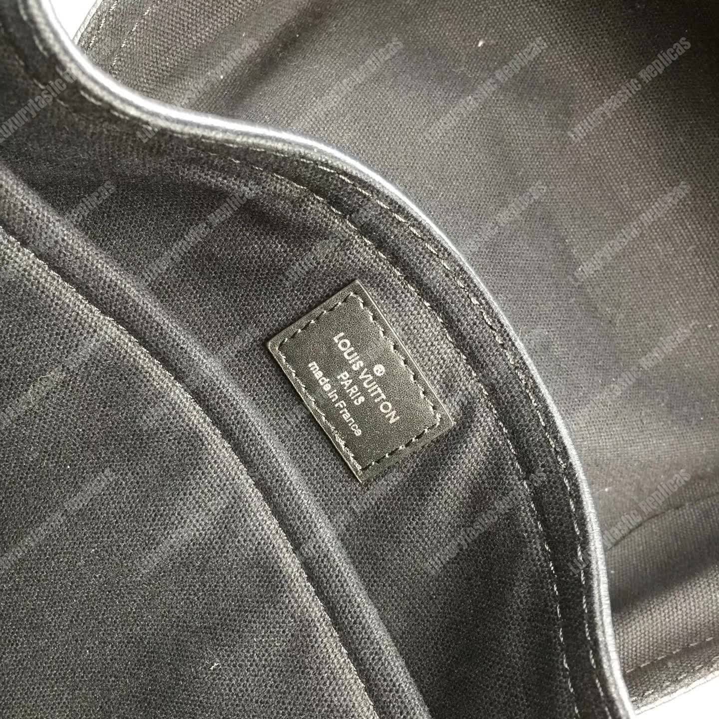 LV Canyon Backpack Utah Leather