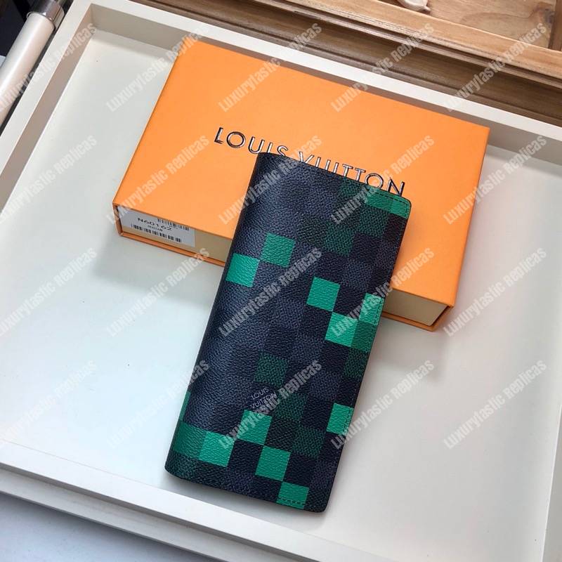 LV Brazza Wallet Damier Graphite Pixel Green