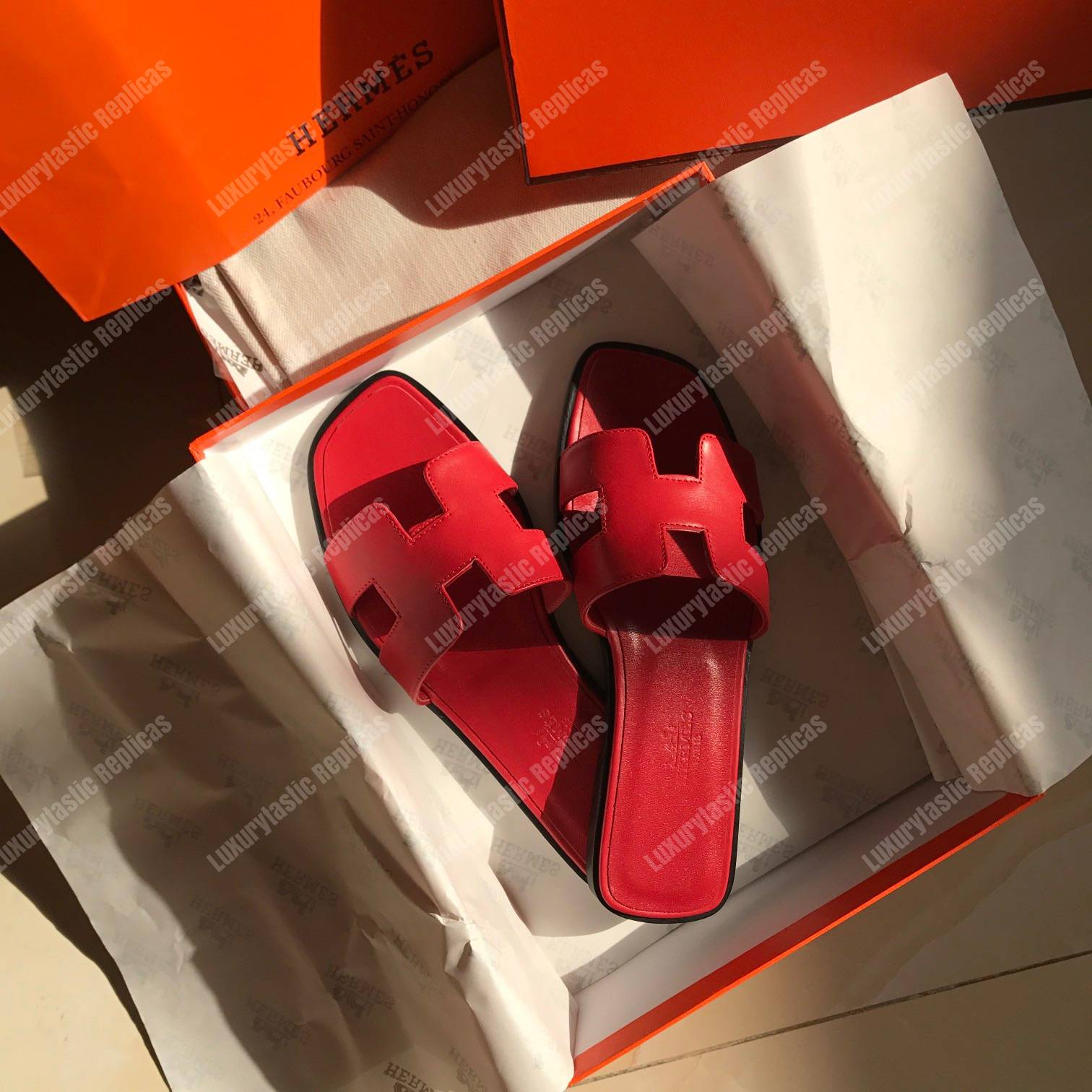 H**mes oran sandal calfskin leather red