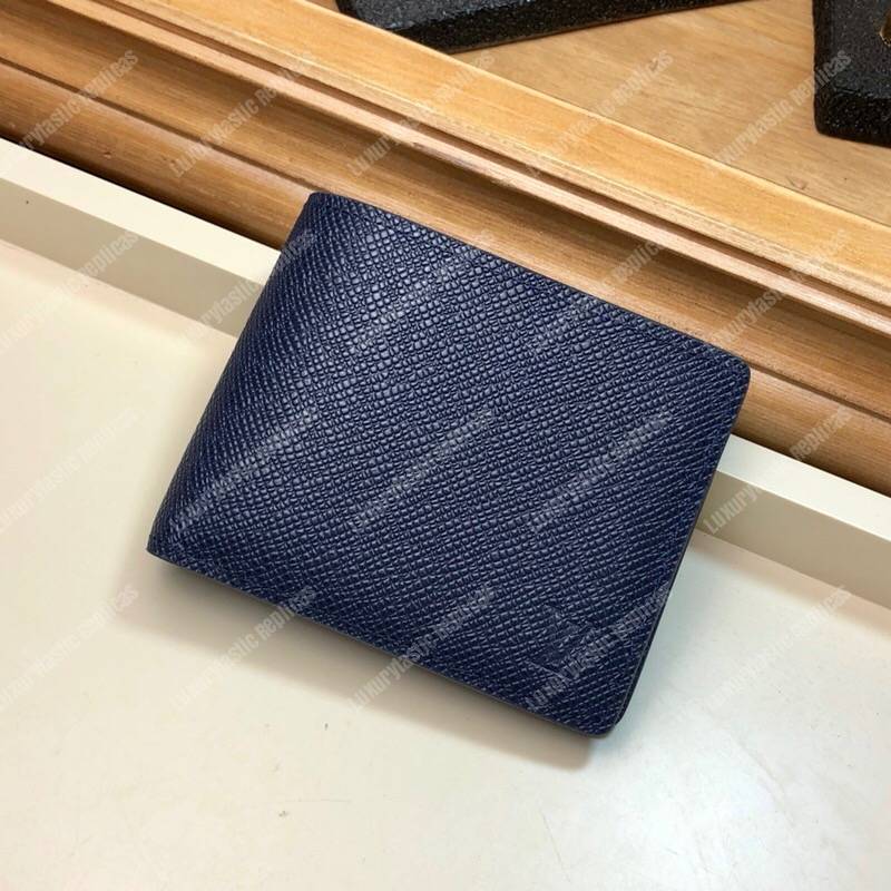 LV Multiple Wallet Taiga Leather Bleu Marine