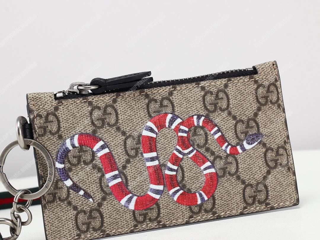 G*u*i kingsnake print gg sup*e card case keychain strap