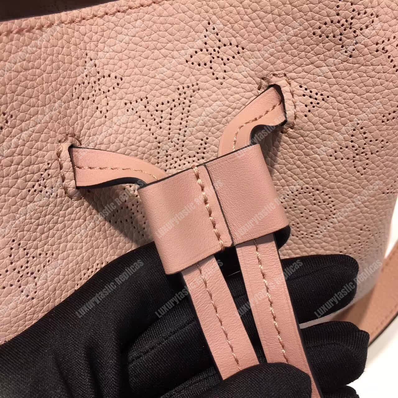 LV Girolata Handbag Mahina Magnolia