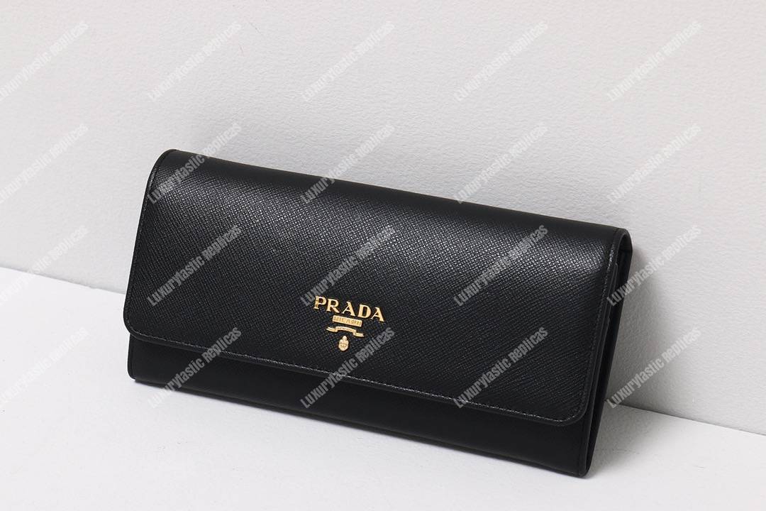 Pra*a leather wallet black