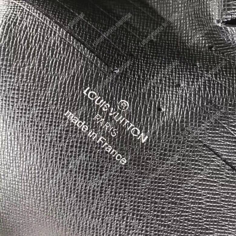 LV Kasai Clutch Damier Graphite Canvas