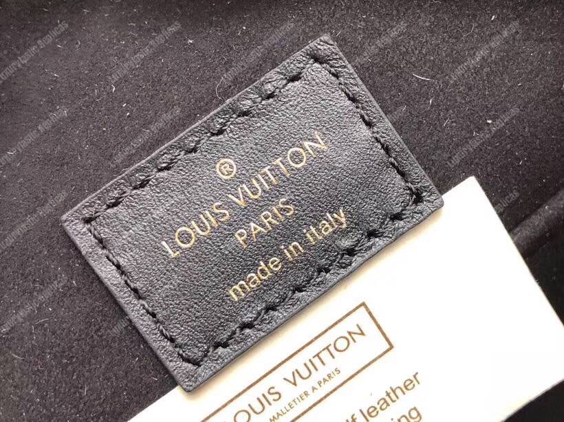 LV Boite Chapeau Souple Monogram Vernis Leather Noir