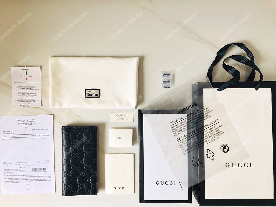 G*u*i signature long wallet