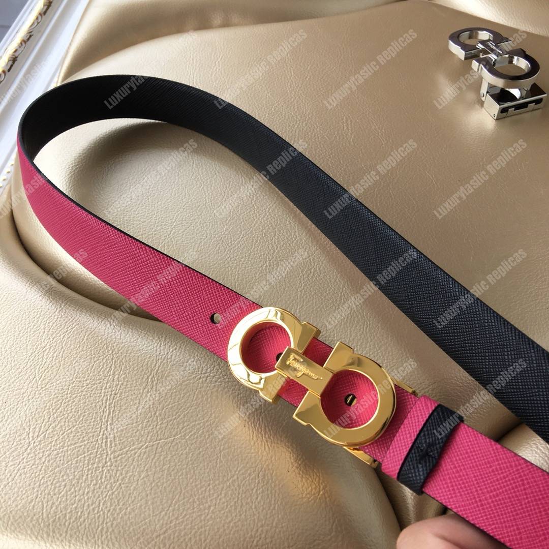 ﻿Salvatore Ferragamo Adjustable and Reversible Gancini Belt Black / Pink