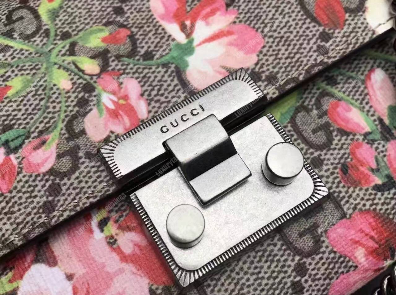 G*u*i gg blooms sup*e padlock continental wallet antique rose